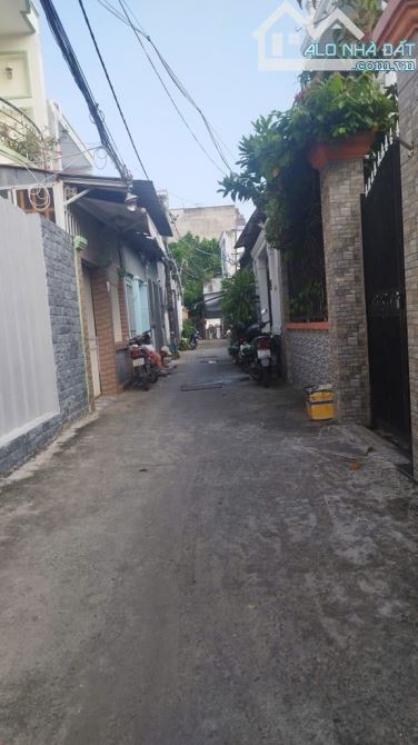 🤩SIÊU DT🤩 NHÀ PHỐ 127M2 - 3TẦNG - cạnh Q7 - SHR HC ĐỦ - KDC HH - NHỈNH 5TỶ 🎉🏡🏡 - 7