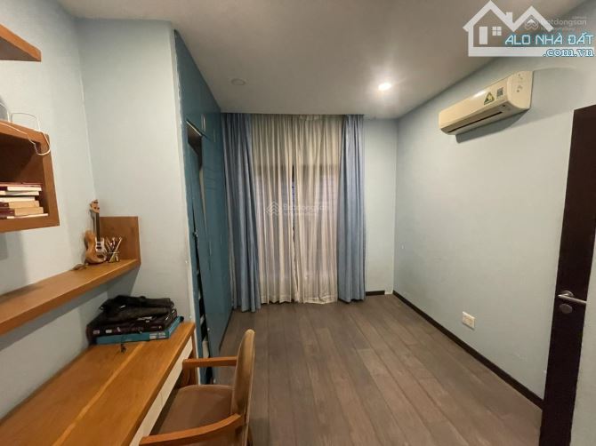 Siêu phẩm! Bán biệt thự 4 Tầng Thạnh Mỹ Lợi đẹp- - 10x17.5m - HĐT: 35tr/th - Giá 22,8 tỷ - 7
