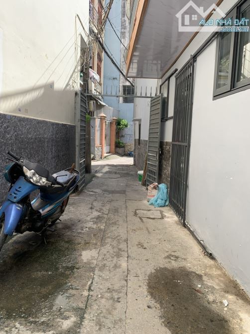 NHÀ GIÁ RẺ P13 Q8 - HẺM 3M VÀI BƯỚC RA ĐƯỜNG TÙNG THIỆN VƯƠNG - QUA Q5 CHỈ 5P. - 7
