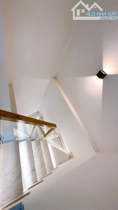 Nhà mới 2 tầng , Ngang 6 dài 7 , Hẻm 2.5m , Tôn Đản Chỉ 4.7 tỷ - 7
