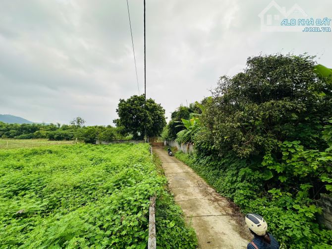 SIÊU PHẨM 1410m2 - MT50m - PHÂN LÀM 8 LÔ TỐT - VIEW CÁNH ĐỒNG - CÁCH ĐƯỜNG LIÊN XÃ 300m - 7