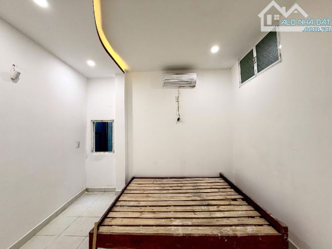 🎉🎉📌 em siêu phẩm 4 tầng cực hot quận Hải Châu vị trí đẹp thoáng .Chỉ cần sách đồ vào là - 8