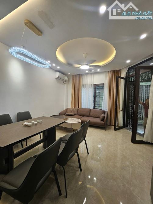 TRẦN DUY HƯNG-CẦU GIẤY-LÔ GÓC-THANG MÁY-NHÀ MỚI FULL NỘI THẤT-NGÕ TO KINH DOANH-13.3 TỶ - 8