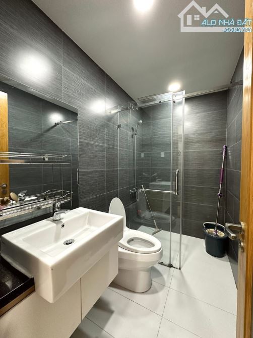 SIÊU VỊ TRÍ QUẬN 1 -HAI BÀ TRƯNG - TÂN ĐỊNH- 70M2(4.2 ❌ 17m) 5 TẦNG - HẺM Ô TÔ - GIÁ 22 TỶ - 8