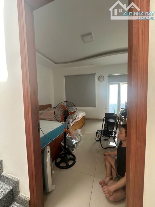 Bán gấp nhà 4 lầu ô tô ngủ trong nhà Huỳnh Văn Nghệ, P. 15, Tân Bình chỉ 8.5 tỷ. TL - 8