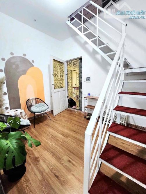 Cho thuê căn hộ duplex phố Trần Quốc Toản, Q. Hoàn kiếm, diện tích 100m, 2 ngủ, 12 triệu. - 8