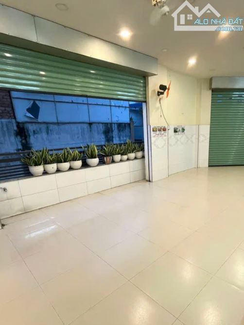 Bán CHDV Đồng Nai Quận 10 – Nhà phố 5 tầng, lô góc, dòng tiền ổn định.Giá tốt - 8