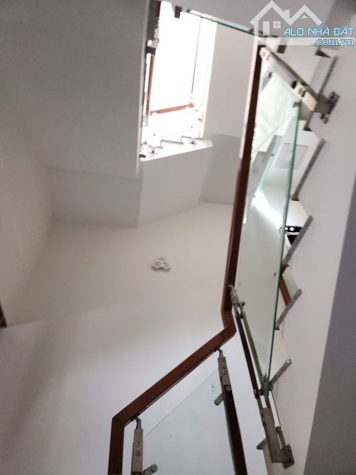 🎉🎉💥💥NHÀ 3 TẦNG 3 MÊ BẦU NĂNG 6📌Vị trí: 👉 Cách biển 400m, - 8