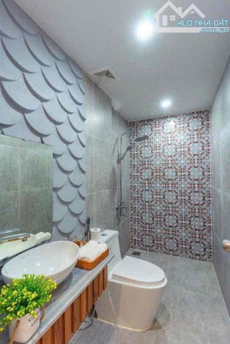 SIÊU PHẨM ĐẦU TƯ VILLA 2 TẦNG ĐƯỜNG TRẦN DUY  CHIẾN DT 300M2 NGANG 18M GIÁ CHỈ 40 TỶ - 9