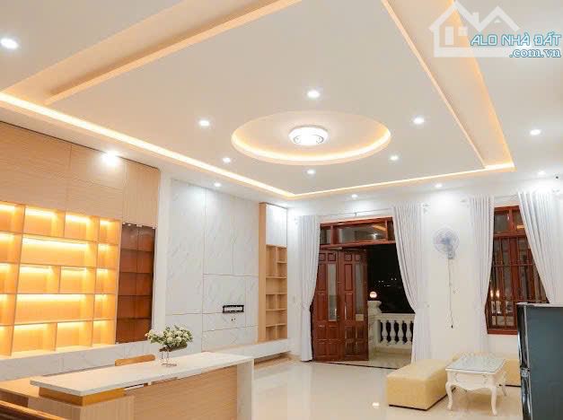 🔥🔥Cần bán căn HOMESTAY mặt tiền đường HÀN MẶC TỬ - TP Huế Giá rẻ 8.x tỷ✅ - 9