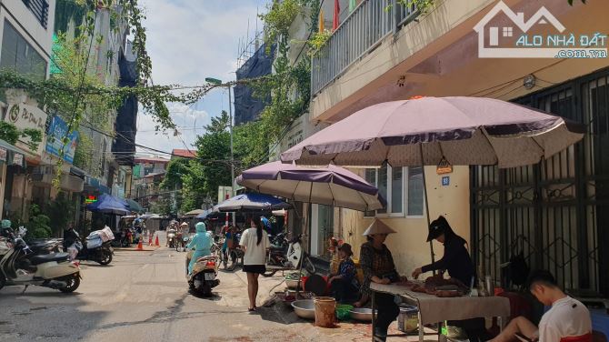 Bán CHDV,CCMN,PHỐ ĐỒNG CỔ,DT 43M2 7T, 12 PHÒNG KHÉP KÍN,CÁCH MẶT PHỐ 5M,DÒNG TIỀN 7OT/T - 9
