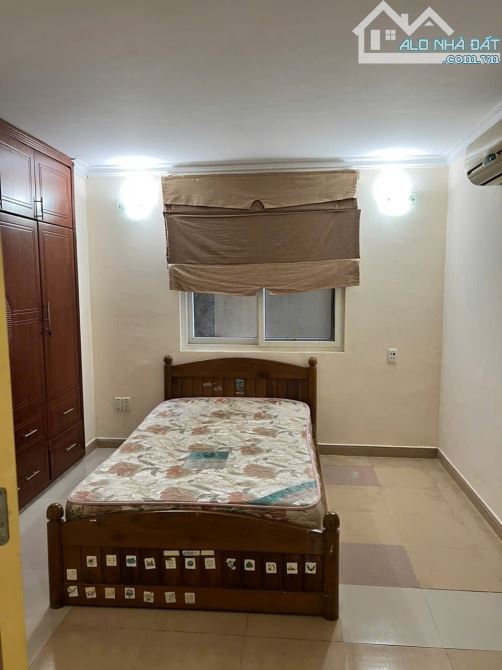 Cho thuê nhà biệt thự Nguyễn Văn Linh - Quận 7 - 160m2 - 25tr/tháng - 9