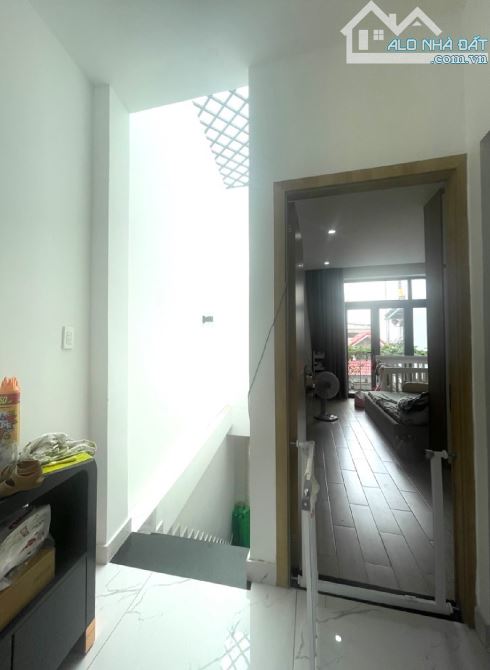 NHÀ ĐẸP 2 TẦNG  -96M2– SÂN RỘNG RÃI – TẶNG NỘI THẤT CƠ BẢN – TÂN THỚI NHẤT, QUẬN 12 - 9