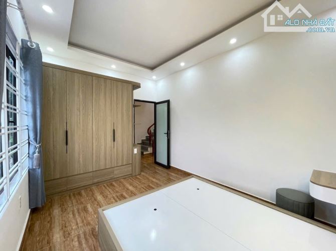 Căn 3 tầng rẻ nhất phường Hồng An ô tô đỗ cửa - 9