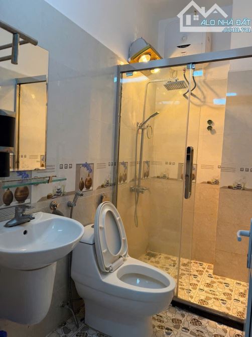 N4658 CHO THUÊ nhà Văn Cao ô tô đỗ cửa - 9