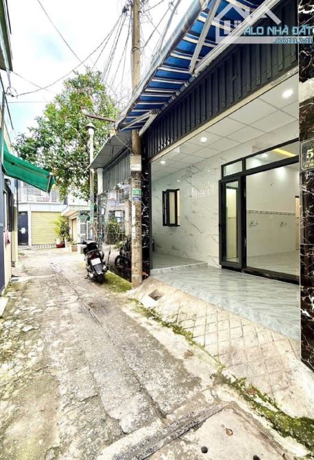 NHÀ CẤP 4 MỚI Ở NGAY – 84M2 – NGANG 7,6M – TRUNG CHÁNH, HÓC MÔN GIÁP Q12 - 9
