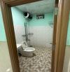 Bán nhà c4 kiệt Hoàng Văn Thái, sổ vuông cực đẹp. giá 2tỷ8TL