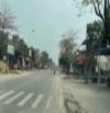 Bán đất bán đường Quốc lộ , khu vực đông dân cư và gần trường Đại học