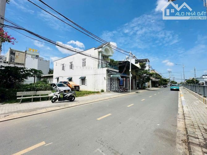 Bán gấp đất mặt tiền đường Thạnh Lộc 19, Quận 12 -  Gần chợ cầu đồng giá 9,6 tỷ