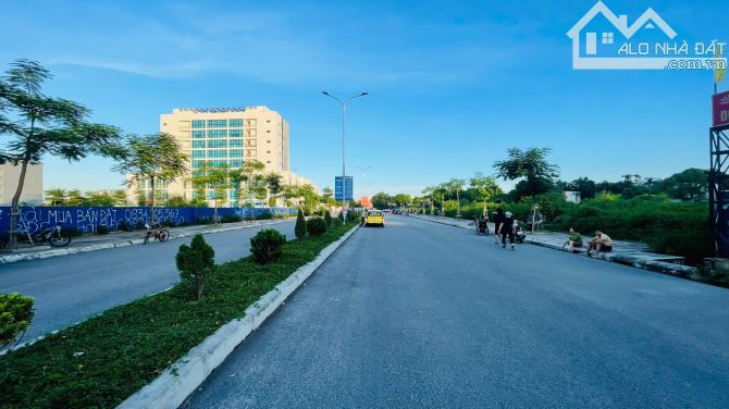 Chính chủ gửi  bán mảnh đất toạ lạc lại lô 27 Lê Hồng Phong - 2