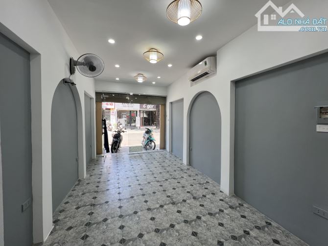 Mặt phố Đặng Văn Ngữ, 30m, Lô góc 3 thoáng, Vỉa hè kinh doanh tốt, Nhà đẹp, Thửa đất vuông - 2