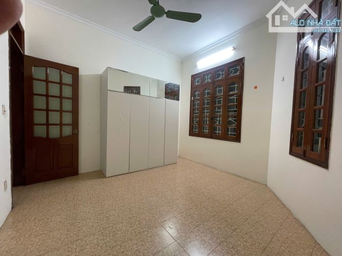 Cho thuê nhà ngõ Kim Mã Thượng  60m2 x 4 tầng MT5M5 giá 30tr/tháng - 2