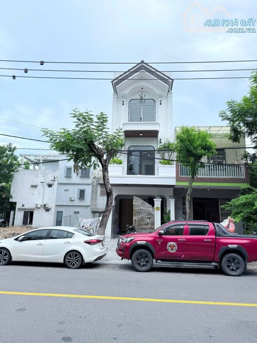 {SIÊU PHẨM}NHÀ 3 TẦNG 4 NGỦ- MT ĐƯỜNG 10M5 HỒ TÙNG MẬU- CÁCH BIỂN CHỈ 50M- GIÁ CHỈ: 11.9TY