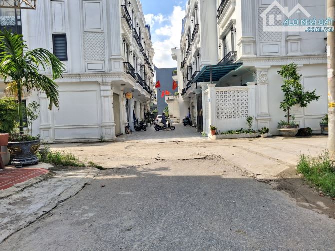 Chính chủ gửi bán lô góc 53,5m chung cư Quỳnh Hoàng, Nam Sơn, An Dương