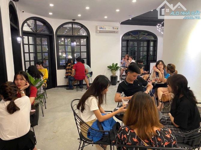 Nhà Cho Thuê LÔ GÓC 2 mặt tiền đường LÝ THƯỜNG KIỆT