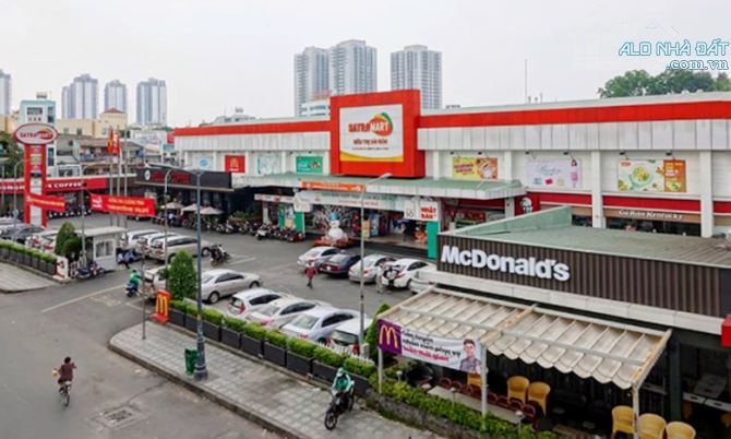 Bán nhà Đường Ba Tháng Hai Quận 10 – 4.1x11m, 4 tầng mới, giá 9.5 tỷ. Gần ST Satra Mart