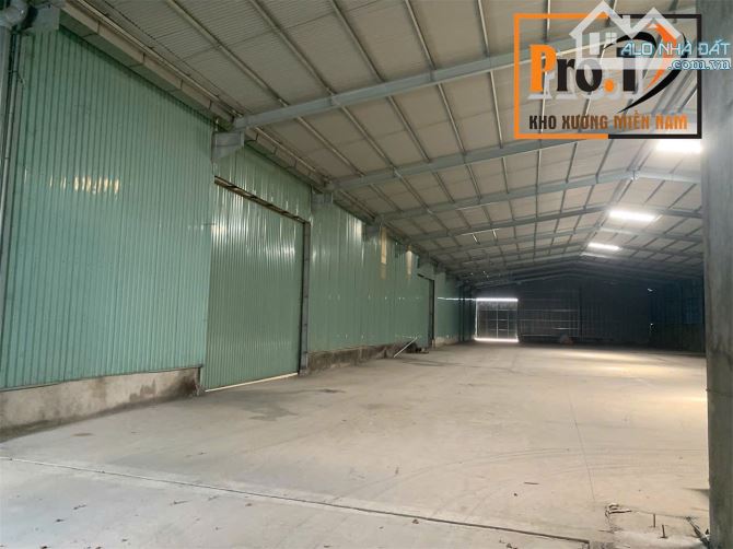 Cho thuê xưởng và đất tổng Dt 4500 m2.trong đó nhà xưởng dựng và văn phòng 1 lầu là 1700 m
