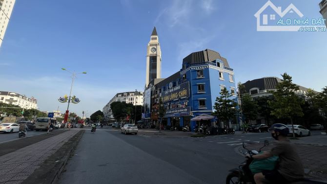 Liền kề Văn Phú 2 mặt tiền, kinh doanh đỉnh cao, nội thất hiện đại, sang trọng, giá nét.