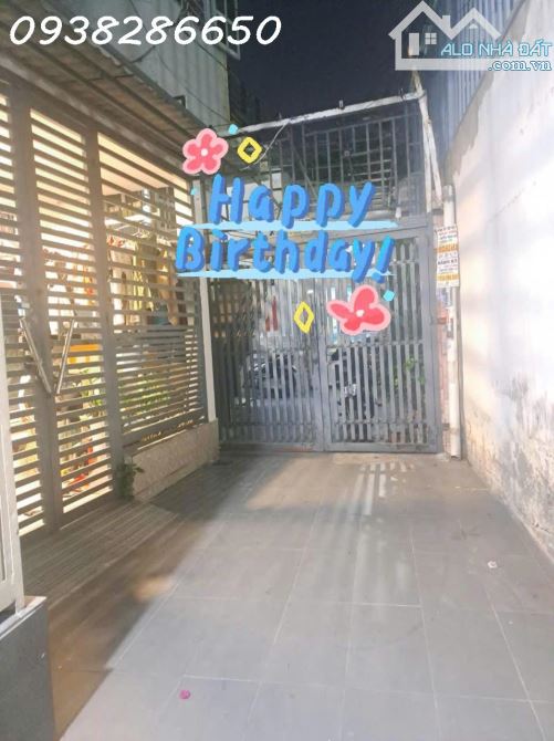 TRUNG MỸ TÂY Q12 - DÃY TRỌ 12 PHÒNG +1 CĂN C4, DT: 160M2 - SHR - GIÁ: 8,780 TỶ. CÔNG CHỨNG