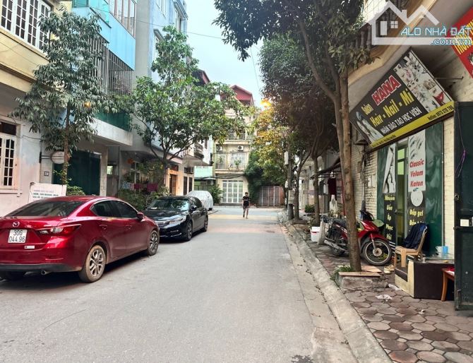 🔥SIÊU PHẨM BÁN NHÀ PHÂN LÔ QUÂN ĐỘI 918 - LONG BIÊN - VỈA HÈ - 50M2 - GIÁ CHỈ 11.5 TỶ  🔥