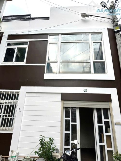Bán Nhà 3 Tầng Đẹp Lê Văn Chí – Hẻm Xe Tải – 55m2 -Trung Tâm Linh Trung – Chỉ 5.2 Tỷ