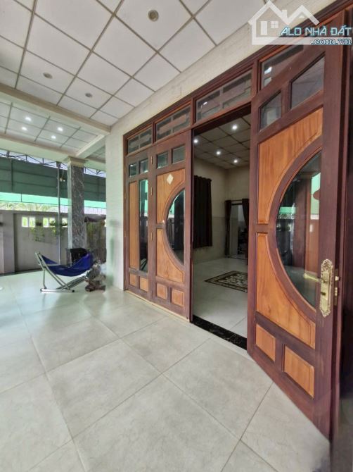 Bán nhà 10,5 x 30 hẻm điện biên phủ phường ninh Thạnh chỉ có 2 tỷ 850