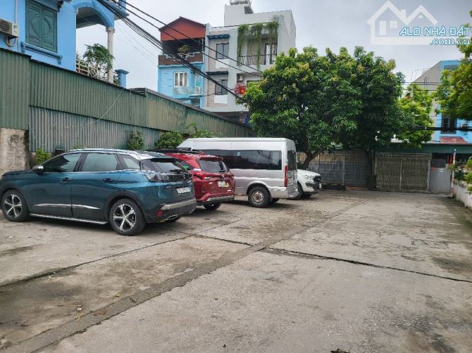 🏡 NHÀ MỚI TINH – LÔ GÓC 2 MẶT THOÁNG – TẶNG FULL NỘI THẤT  📍 Ngọc Trì – Long Biên  Diện
