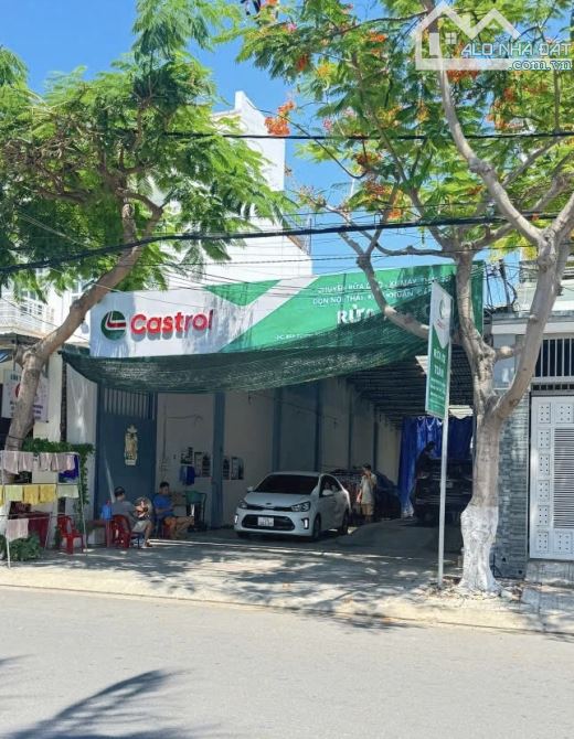 🔥Bán Nhà Cấp 4 2 Mặt Tiền Đường Dương Hiến Quyền Sát Biển Giá Tốt