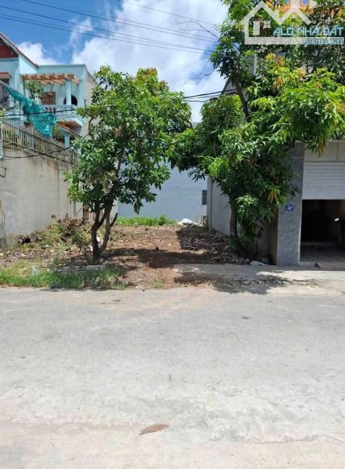 Bán lô đất 74m2 mặt đường Nam Hà , Lệ Tảo, Kiến An.  Giá 2,68 tỷ
