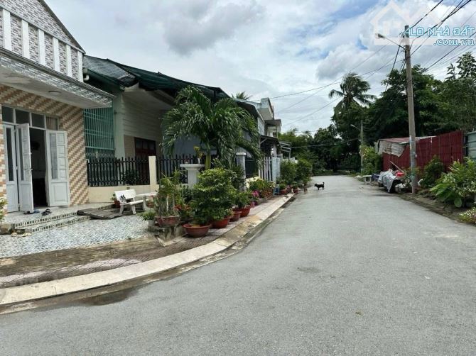 SIÊU PHẨM LINH ĐÔNG - DUY NHẤT 1 LÔ ĐẤT HẺM XE TẢI - DT 100M2 FULl THỔ CƯ - CHỈ 5.8TỶ .