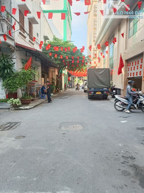 Phân Lô Ô tô Tránh Lô Góc Khuất Duy Tiến Thanh Xuân 58m2, 4T MT 4.3m Ở Kinh doanh 16.5 Tỷ