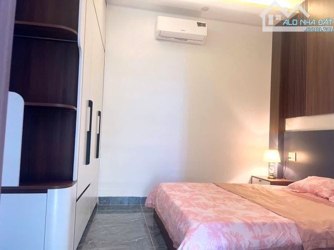 🌟🏕️✨Bán nhà 3 tầng mới đẹp, kiệt ô tô Tôn Đức Thắng. Diện tích 68m2. Giá 5,28 tỹ.