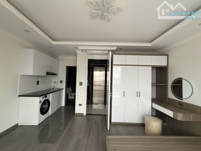 TRẦN DUY HƯNG  TRUNG HÒA CẦU GIẤY TÒA CHDV 7 TẦNG THANG MÁY  DÒNG TI.ỀN ĐỈNH