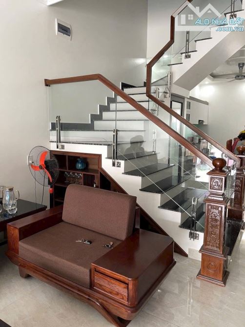 𝗡𝗛À ĐỘC LẬP DÂN XÂY KHU PHÂN LÔ LÊ HỒNG PHONG