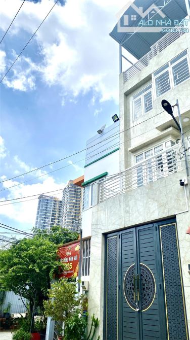 BÁN NHÀ QUẬN 9 - KDC PHƯỚC THIỆN - VIEW VINHOMES Q9 - 10P RA LÊ VĂN VIỆT - 20 RA NGÃ TƯ