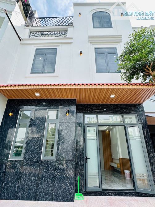 bán nhà 3 tầng hà thanh 2 quy nhơn gia lai