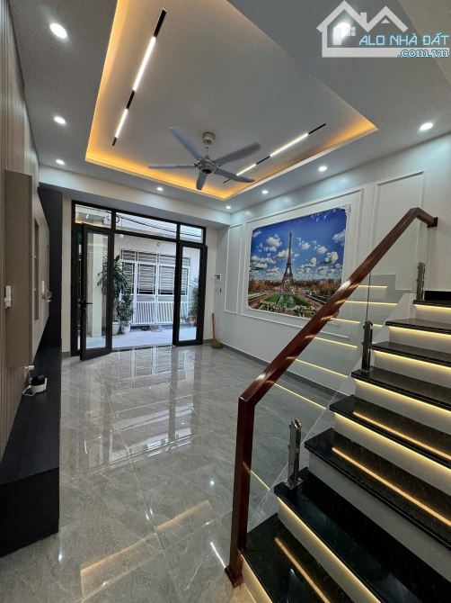 🏢2,79ty  Bán nhà 3 tầng tại trung hành ,đằng lâm ,hải an  Diện tích: 43m ngang 4m