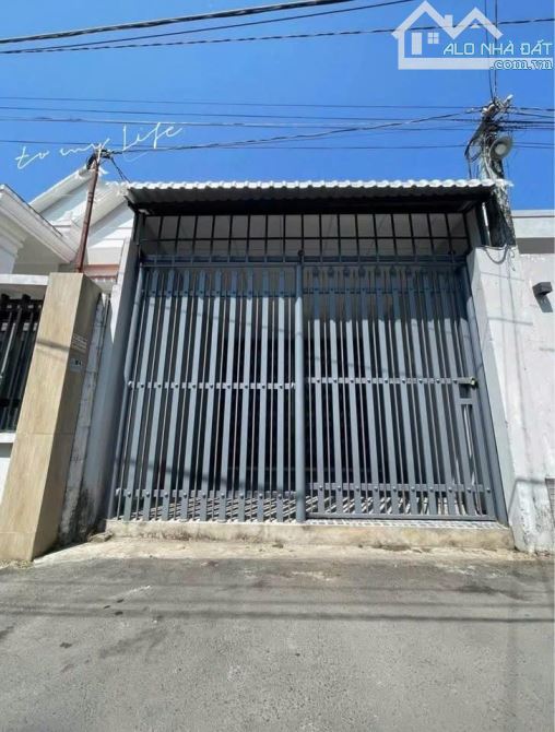 Bán nhanh căn nhà TTN 35, Hóc Môn 101m2 giá sốc chỉ 990 triệu , sổ hồng riêng