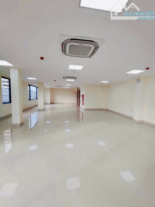 💥 BÁN TOÀ NHÀ VĂN PHÒNG MẶT PHỐ PHẠM VĂN ĐỒNG – DT 207m² | MT 21m | 8 TẦNG | GIÁ 69 TỶ 💥