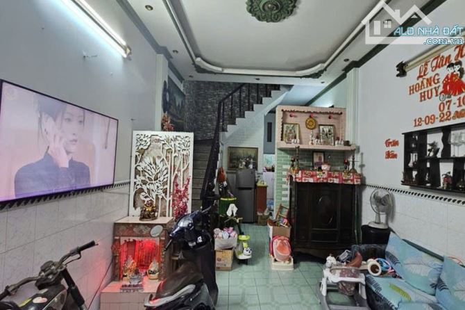 Bán nhà hẻm xe hơi, Lương Thế Vinh, Tân Phú, 40.5 m² (4.3m x 11m) - Giá 4.8 tỷ TL